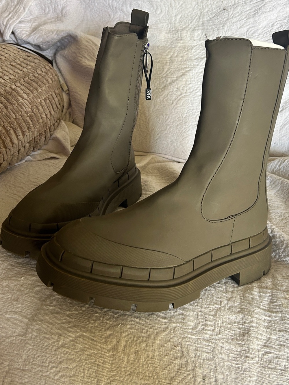 Zara Olive Green Chunky Lug Chelsea Boots